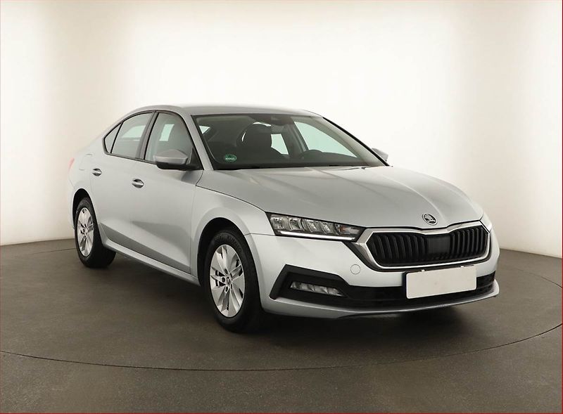 Škoda Octavia (2020) Ambition 2.0 TDI, ČR,1.maj - fotografie inzerátu