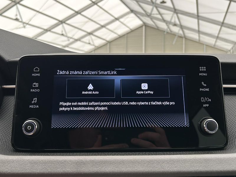 Škoda Scala 1.5 TSI Top selection - fotka 9 z 29