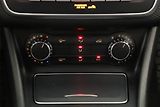 Mercedes-Benz Třídy A (2016) A 180 d, Automat, Kůže, Navi - náhled 16