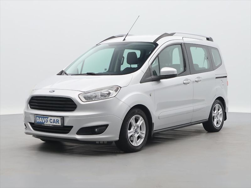 Ford Tourneo Courier 1,0 EB 74kW Titanium CZ 1.Maj. - fotka 3 z 34