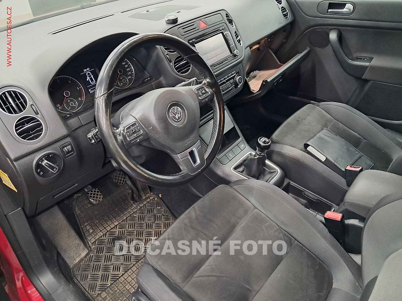 Volkswagen Golf Plus (2010) 2.0 TDi, 2.maj,ČR, servis - fotka 3 z 3