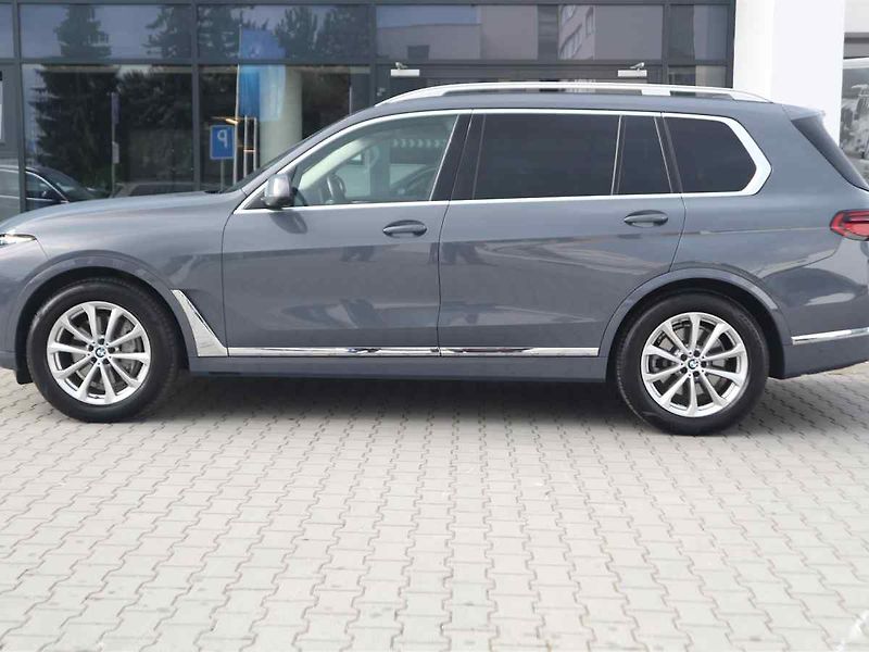 BMW X7 - fotka 3 z 10