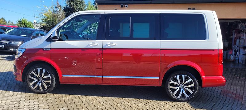Volkswagen Multivan (2017) T6 2,0TDi 150kW DSG Highline - fotka 8 z 42