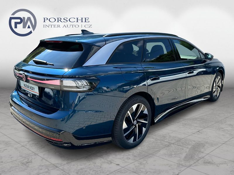 Volkswagen ID.7 Tourer Pro People 77 kWh - fotka 6 z 26