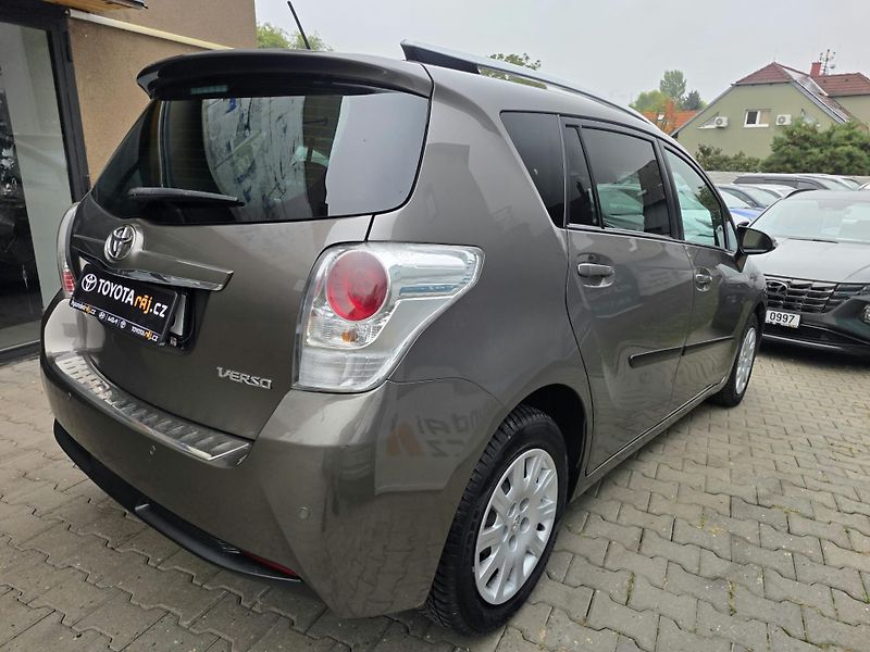 Toyota Verso 1.8-2+3SEDAD.NÍZKÉ KM-TOP STAV - fotka 10 z 27