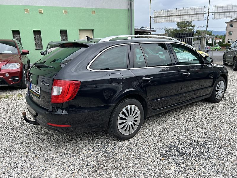 Škoda Superb (2012) 2.0 TDi 103 KW  - fotka 6 z 28