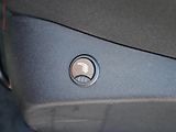Peugeot 208 (2017) 1.2PT, ČR, AC, výhřev sed - náhled 15