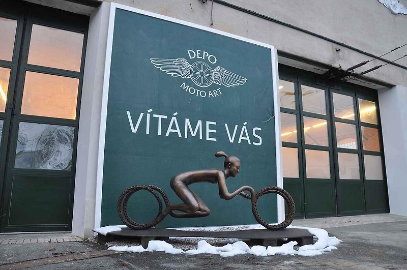 V Plzni se otevřela expozice Depo Moto Art