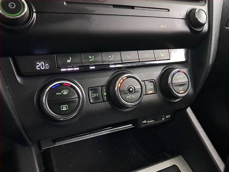 Škoda Octavia (2016) 2.0 TDI 4x4, 4X4, Tempomat - fotka 15 z 19