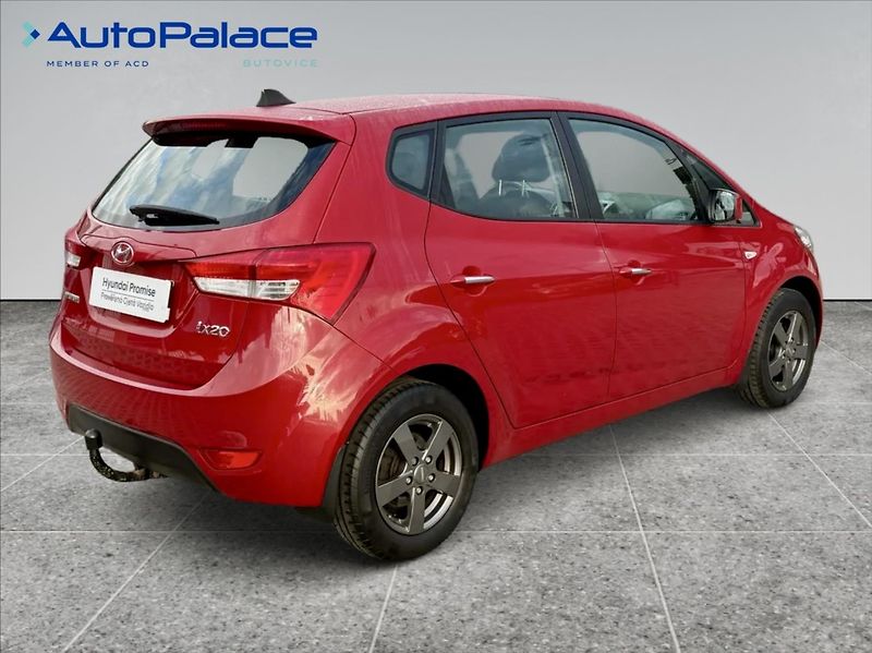 Hyundai ix20 1,4 I TRIKOLOR 1.MAJITEL - fotka 4 z 14