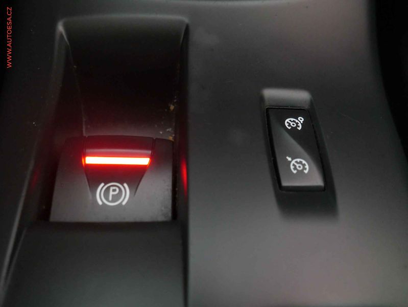 Renault Mégane (2015) 1.5 dCi, Limited, AT, TZ - fotka 19 z 22