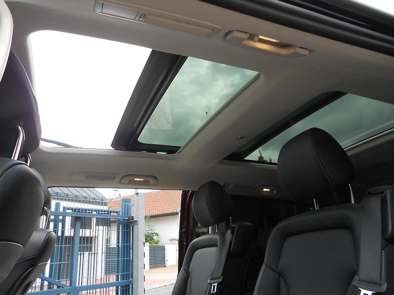 Mercedes-Benz Třídy V 300d 6míst 4Matic ČR 1.m DPH - fotka 13 z 24