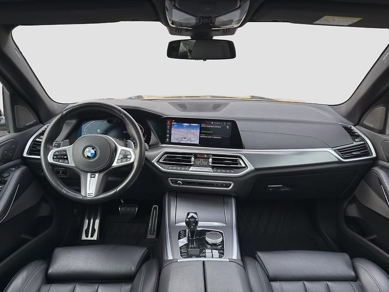 BMW X5 xDrive40i - fotka 4 z 22