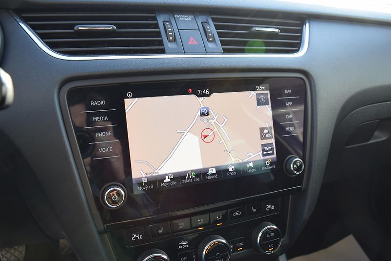 Škoda Octavia (2020) 1.5TSI 110kwSTYLE FULL LED NAV - fotka 26 z 48