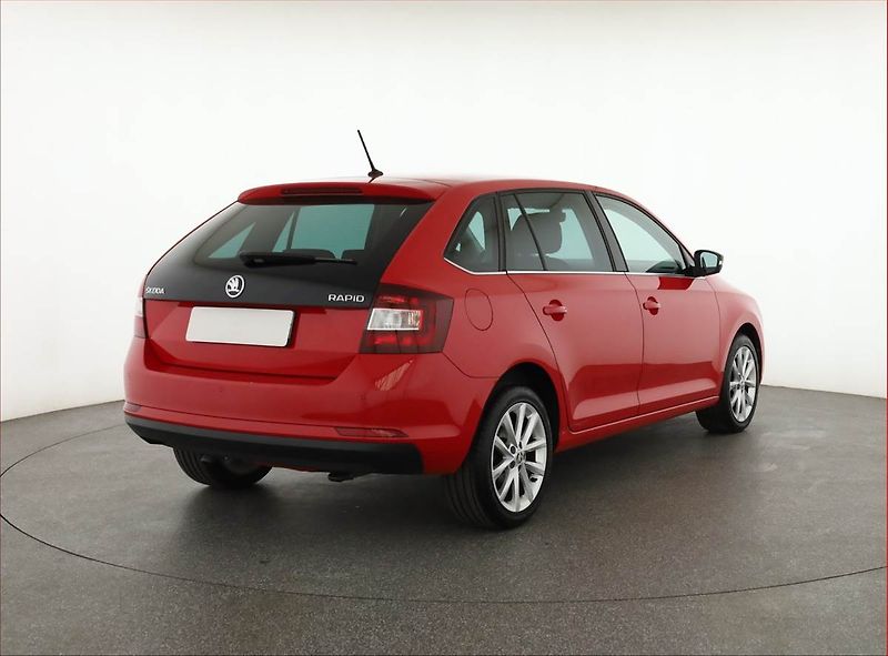 Škoda Rapid (2017) Spaceback 1.0 TSI, Serv.kniha - fotka 5 z 18