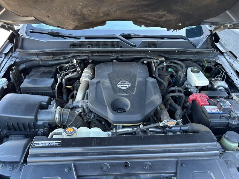 Nissan Navara 2,3 dCi - fotka 13 z 28