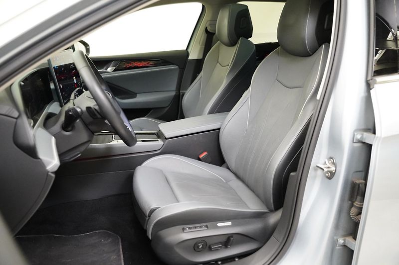 Volkswagen Passat - fotka 11 z 29