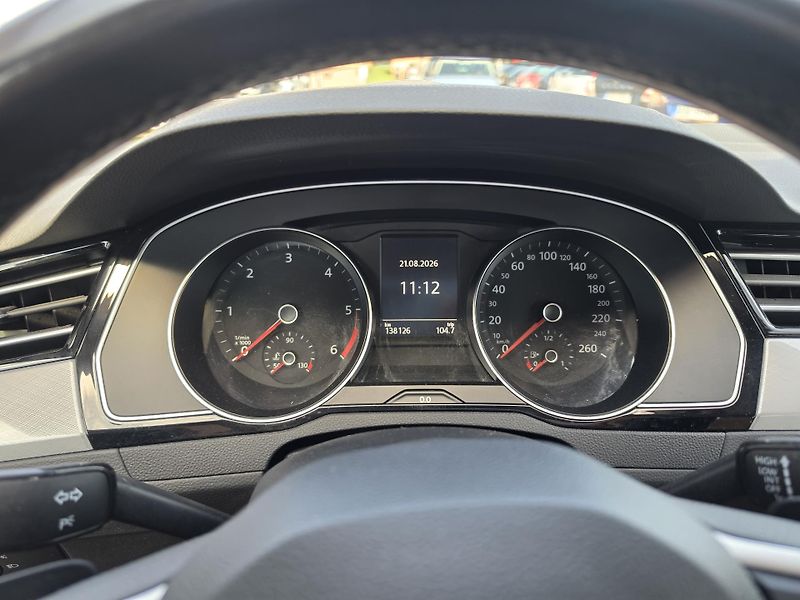 Volkswagen Passat 2.0 TDI DSG Led Masáže  - fotka 18 z 19