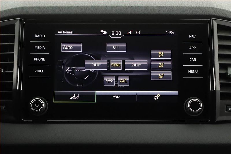 Škoda Karoq (2025) 1.5 TSI, SPORTLINE, AUTOMAT - fotka 18 z 21