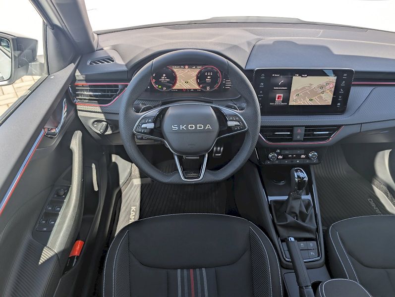 Škoda Kamiq (2026) 1,0 TSI / 85 kW DSG Monte Carl - fotka 6 z 30