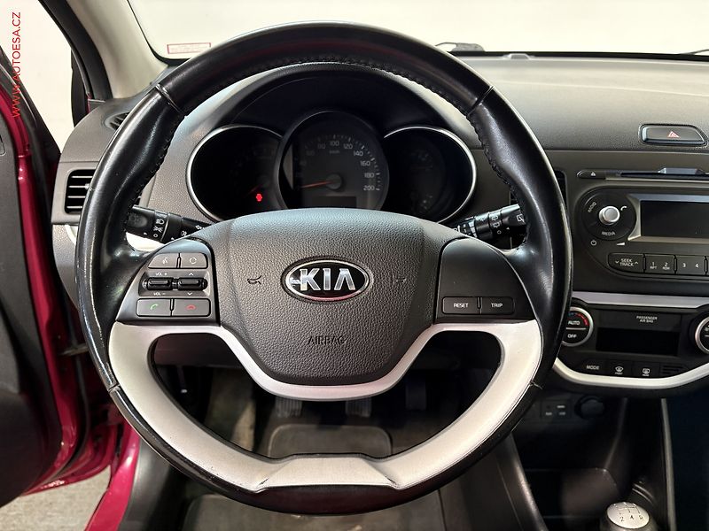 Kia Picanto (2016) 1.0i - fotka 14 z 14
