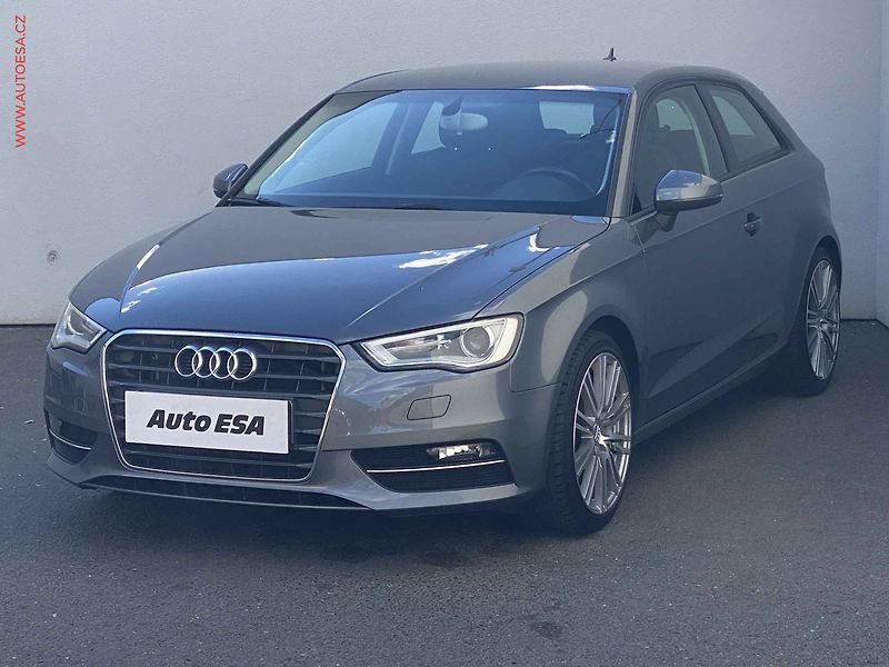 Audi A3 (2014) 2.0 TDi, Bixen, navi, TZ - fotka 3 z 20