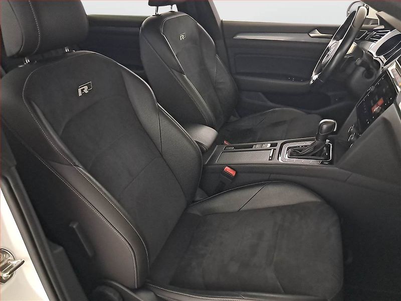 Volkswagen Arteon (2020) R-line 2.0 TDI - fotka 9 z 27