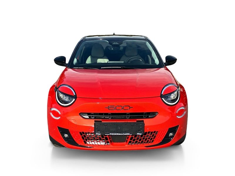 Fiat 600 (2026) La Prima 1.2 Turbo Hybrid 110k - fotka 8 z 15
