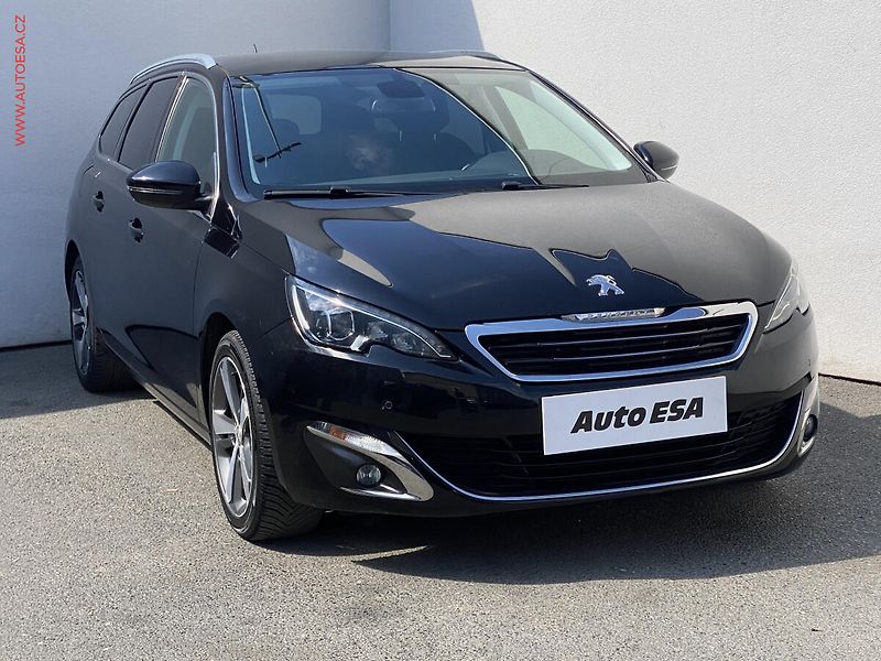 Peugeot 308 (2016) 2.0 HDi, Allure, LED, panor - fotografie inzerátu
