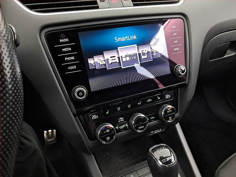 Škoda Octavia (2017) RS 230 2.0 TSI, Automat, Navi - fotka 12 z 19