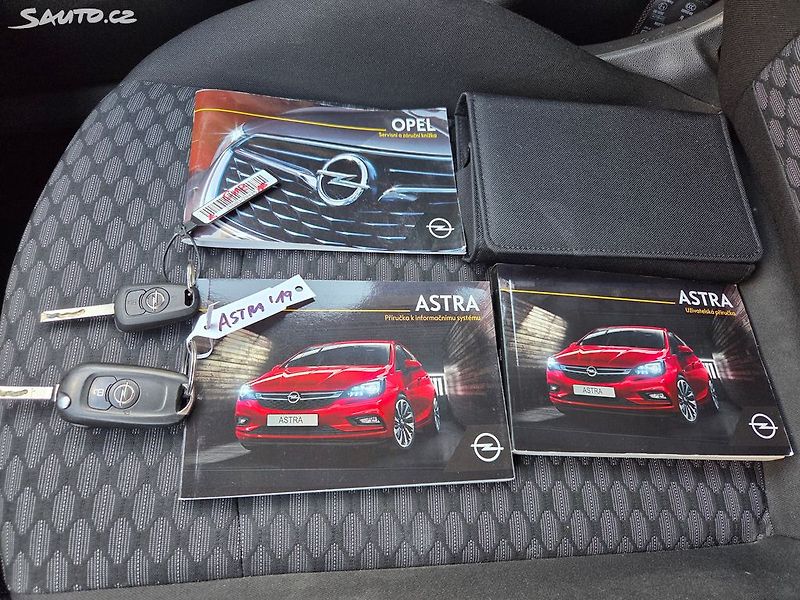 Opel Astra (2019) 1.4 Turbo 92Kw 1.maj Odp DPH - fotka 31 z 32