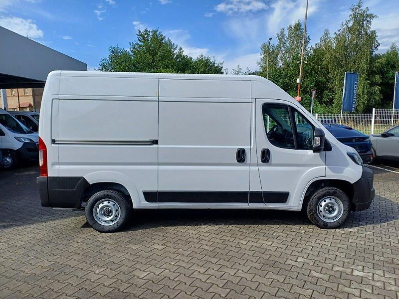 Peugeot Boxer (2026) Furgon 3300 L2H2 BlueHDi 140k  - fotka 5 z 16