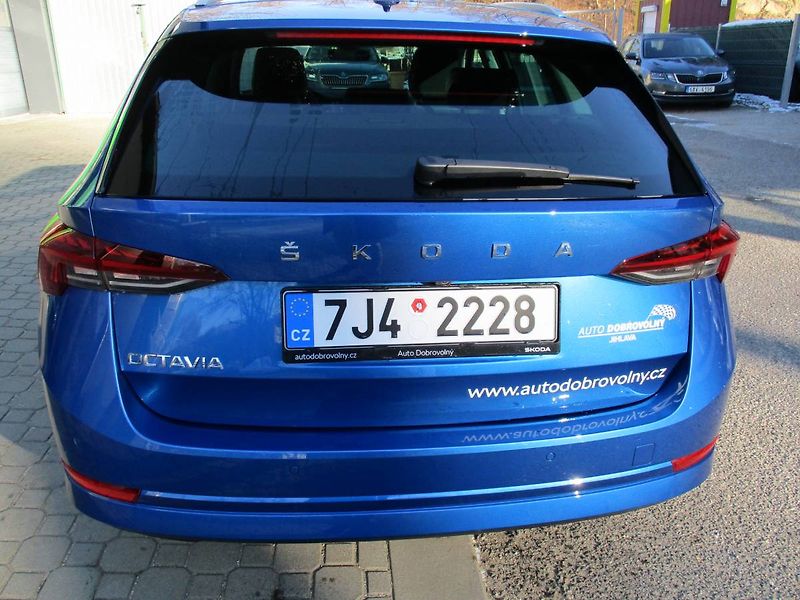 Škoda Octavia Combi Style 2,0TDI 110kW DSG/P - fotka 6 z 15