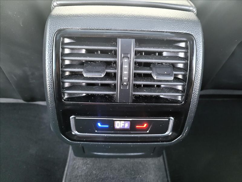 Volkswagen Passat 2,0 zálohováno - fotka 41 z 48