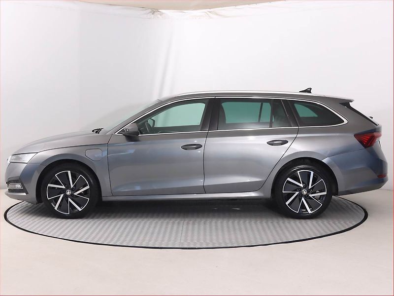 Škoda Octavia (2022) 1.4 TSI iV - fotka 3 z 24