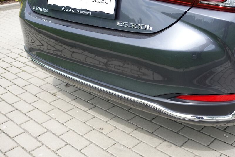 Lexus ES 300h ES300h LIMITED EDITION - fotka 41 z 41