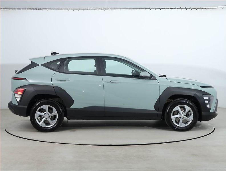 Hyundai Kona (2024) Comfort 1.0 T-GDI - fotka 6 z 23