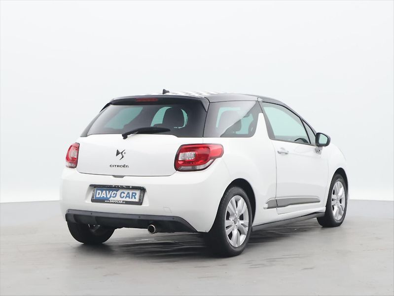 Citroën DS3 1,6 VTi 88 kW Aut. klima - fotka 7 z 31