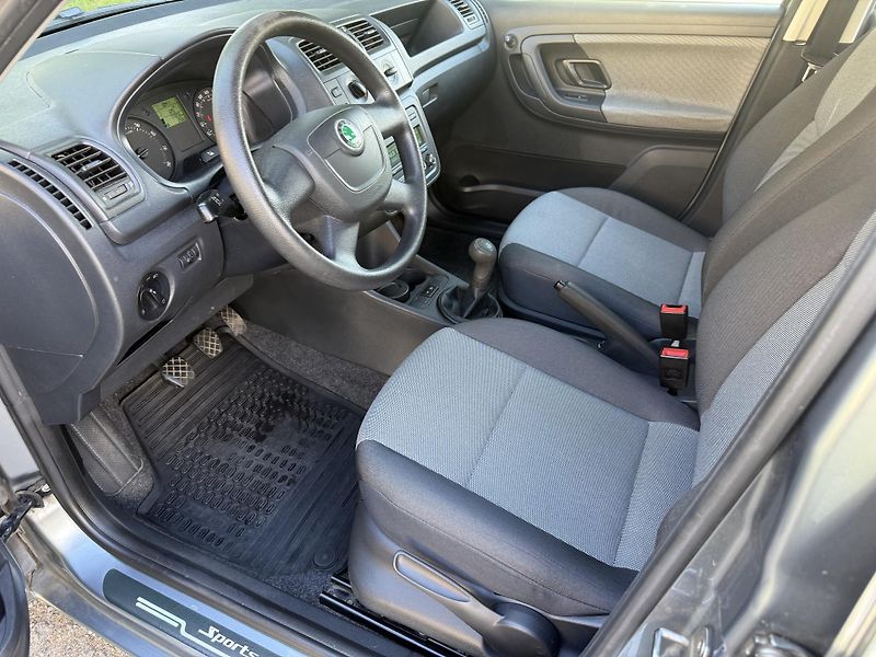 Škoda Fabia 1,2 HTP 51kW Servisní kniha - fotka 9 z 26