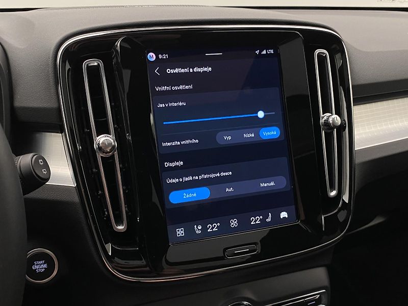 Volvo XC40 (2026) B3 AUT DARK ULTRA  - fotka 50 z 61