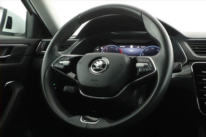 Škoda Superb (2023) Style 2.0 TDI - fotka 8 z 20