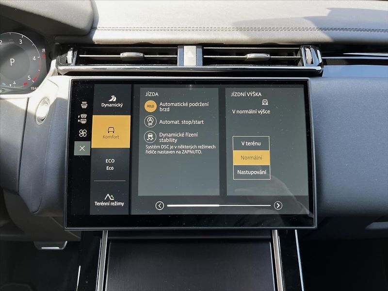 Land Rover Range Rover Velar 3,0   Dynamic SE D300 AWD - fotka 14 z 19