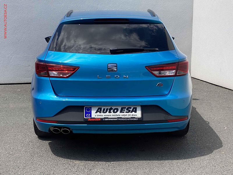 Seat Leon (2016) 2.0 TDi, FR, LED - fotka 5 z 18