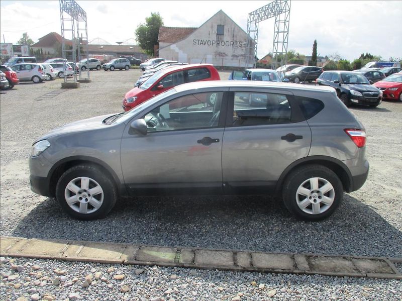 Nissan Qashqai 1,6 i+LPG, klima, taž,Zamluven - fotka 4 z 23