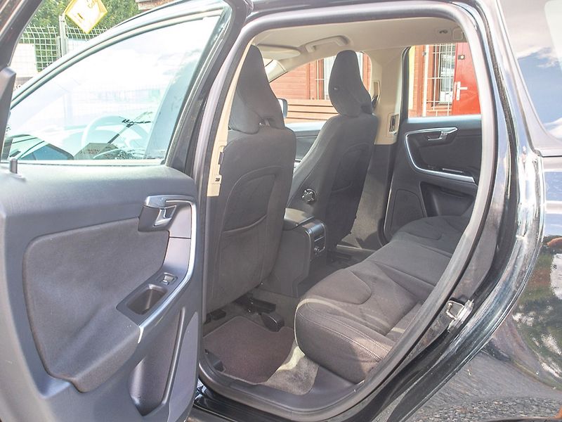 Volvo XC60 (2012) 2.0D 120KW man – KM CEBIA - fotka 33 z 39