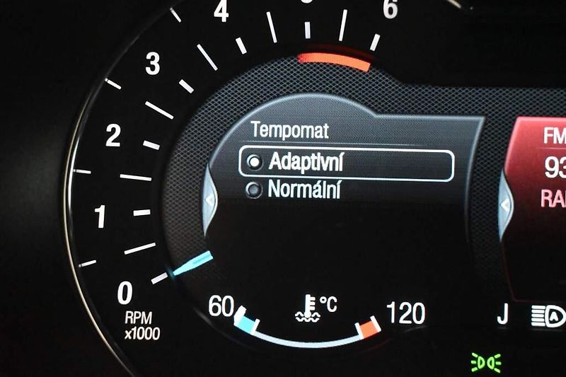 Ford S-MAX (2022) 2.0 ST-LINE 140 KW LED SONY AC - fotka 30 z 39