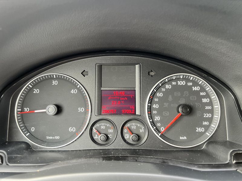 Volkswagen Golf Plus 1.9TDi 66kw ČR - fotka 13 z 33