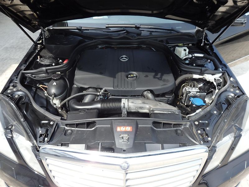 Mercedes-Benz Třídy E 220 CDI 8x AIRBAG, KLIMA - fotka 15 z 16
