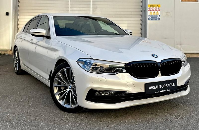 BMW Řada 5 (2016) G30 XDRIVE SPORT-LINE SEDAN CZ - fotka 1 z 41