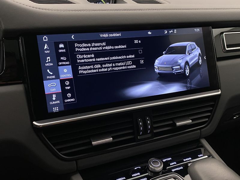 Porsche Cayenne E-HYBRID 250kW AWD AUT CZ - fotka 59 z 111